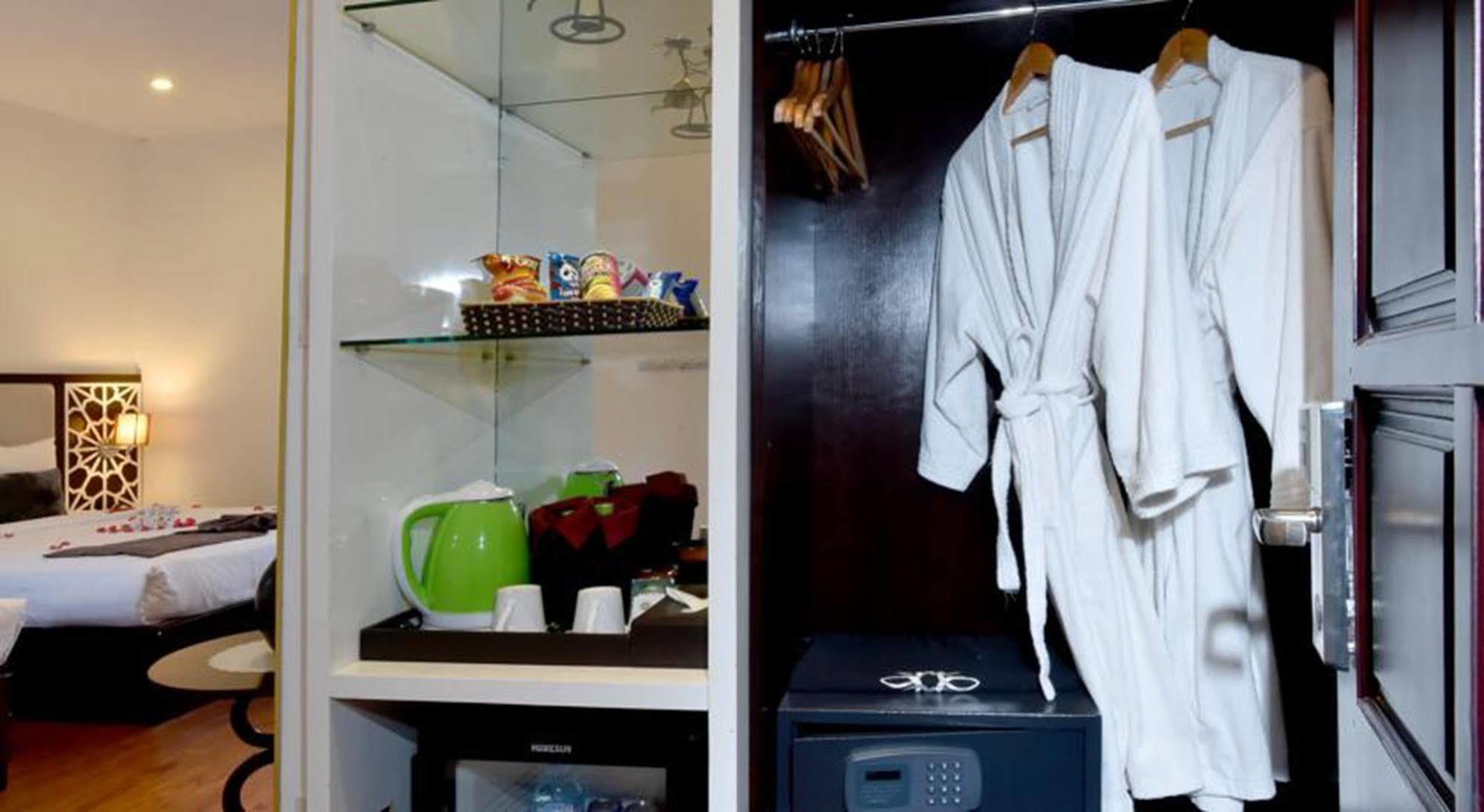 Hanoi Glance Hotel מראה חיצוני תמונה