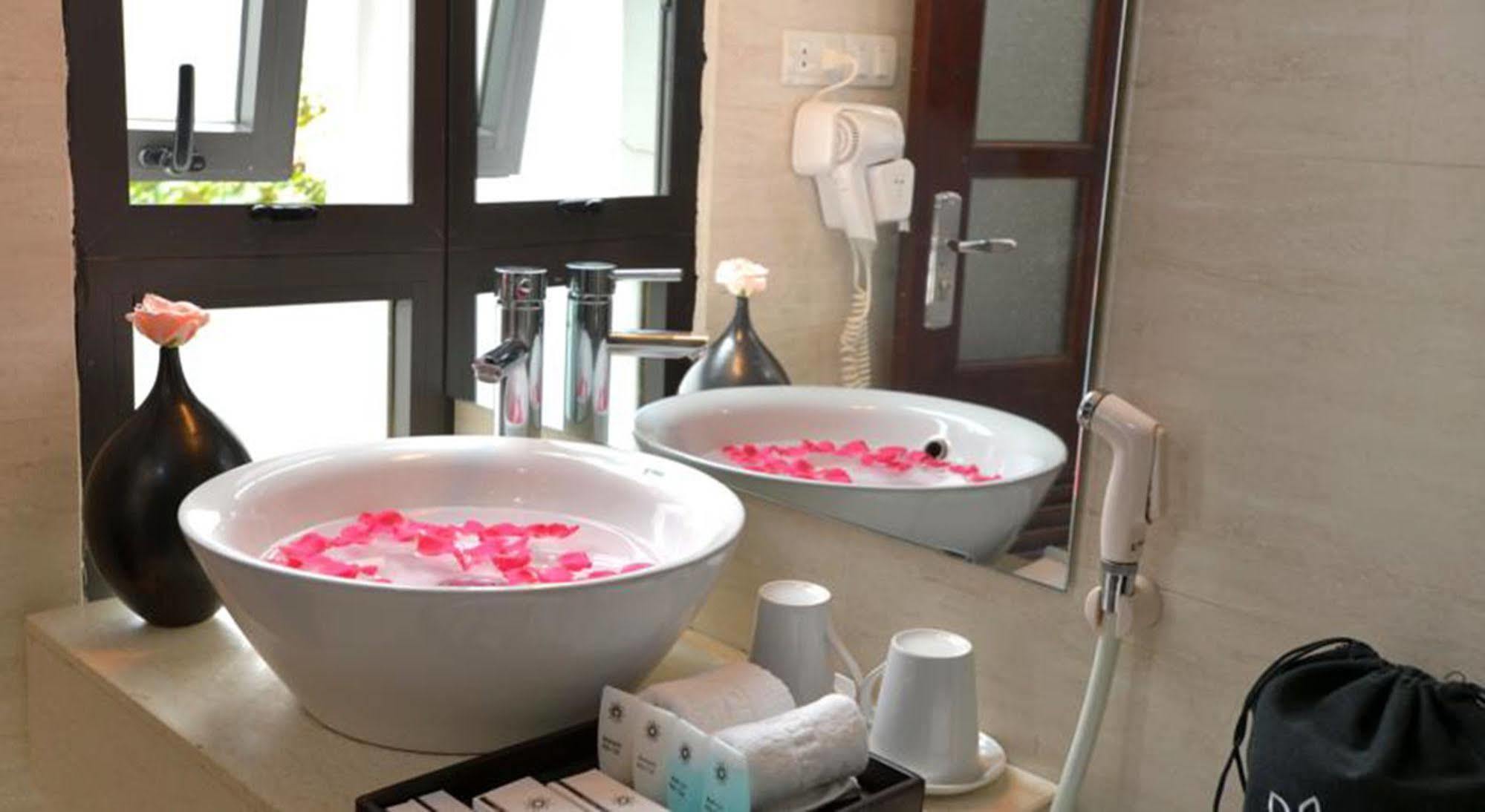 Hanoi Glance Hotel מראה חיצוני תמונה